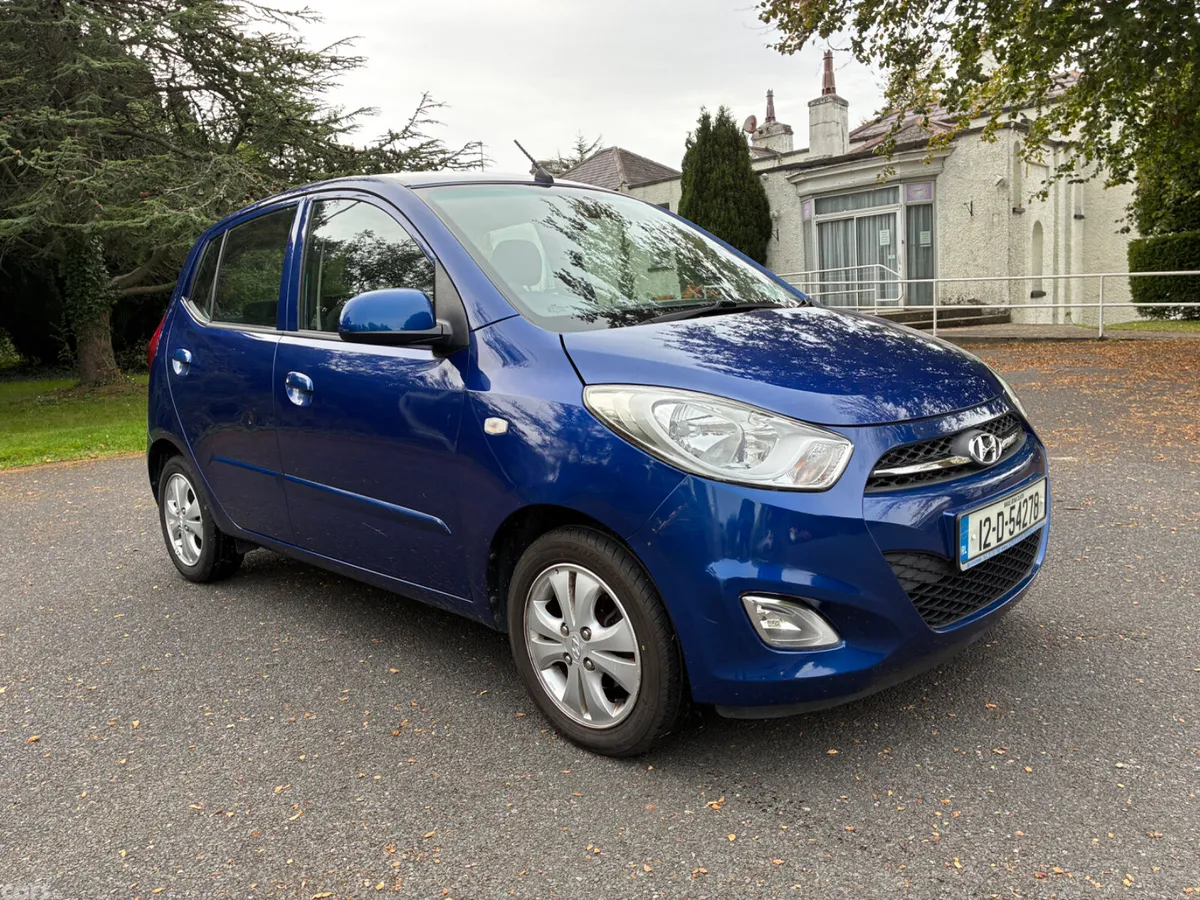 Hyundai i10 Hatchback, Petrol, 2012, Blue