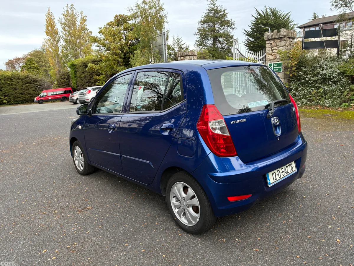 Hyundai i10 Hatchback, Petrol, 2012, Blue