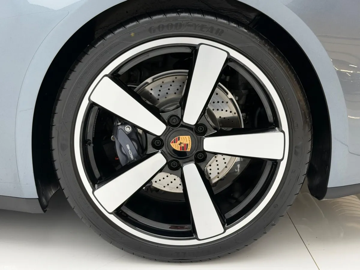 Porsche 911 Coupe, Petrol, 2026, Grey