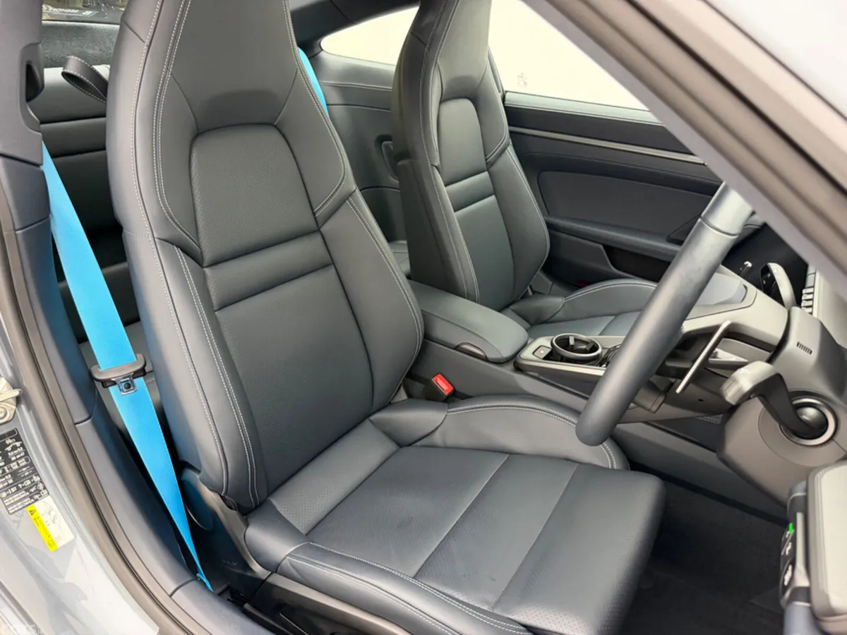 Porsche 911 Coupe, Petrol, 2026, Grey
