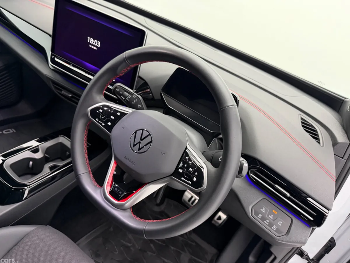 Volkswagen ID.4 Estate, Electric, 2025, White