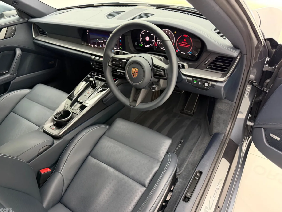 Porsche 911 Coupe, Petrol, 2026, Grey