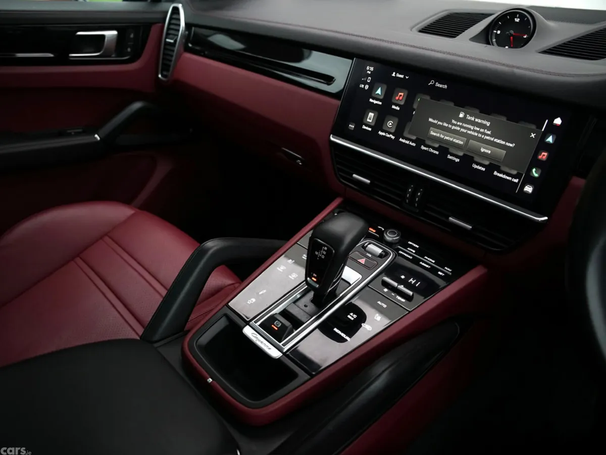 Porsche Cayenne SUV, Petrol Plug-in Hybrid, 2023, Black