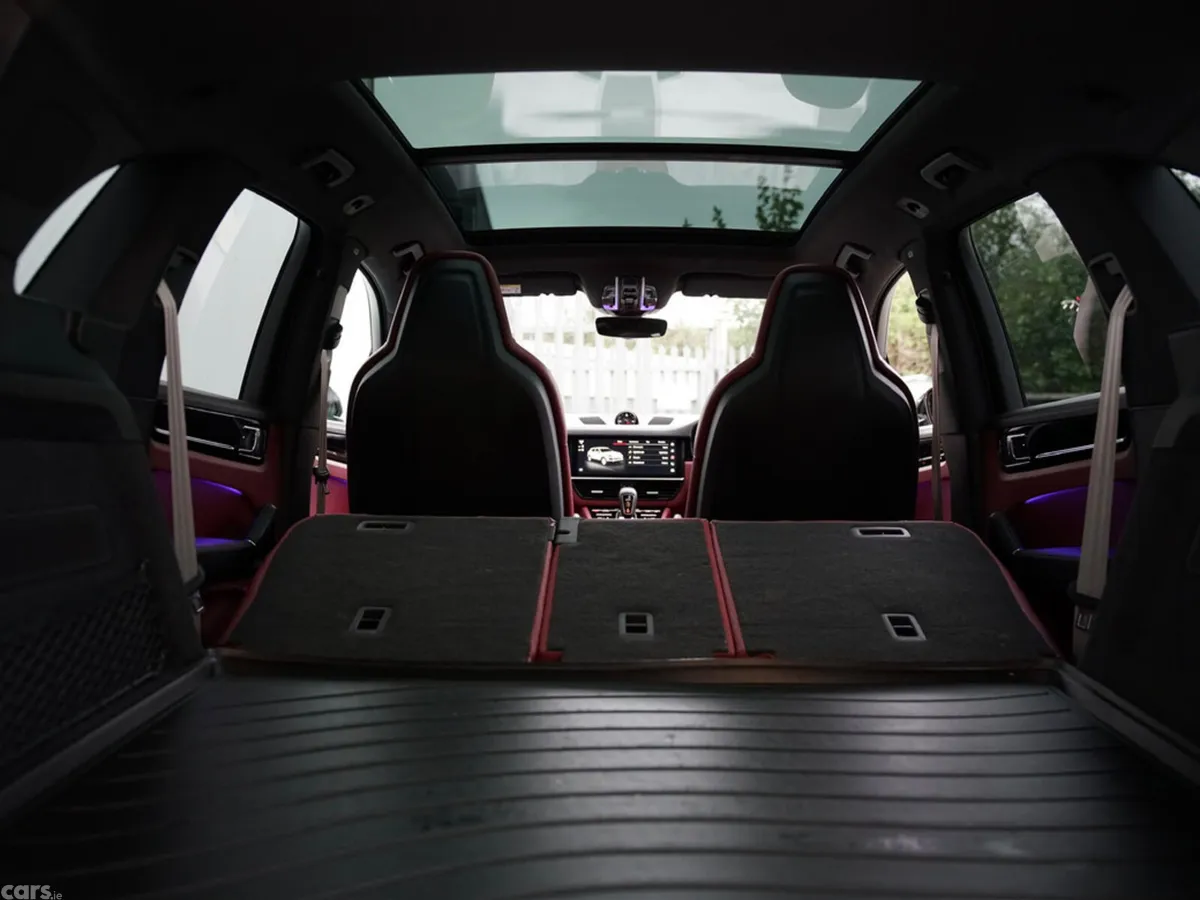 Porsche Cayenne SUV, Petrol Plug-in Hybrid, 2023, Black