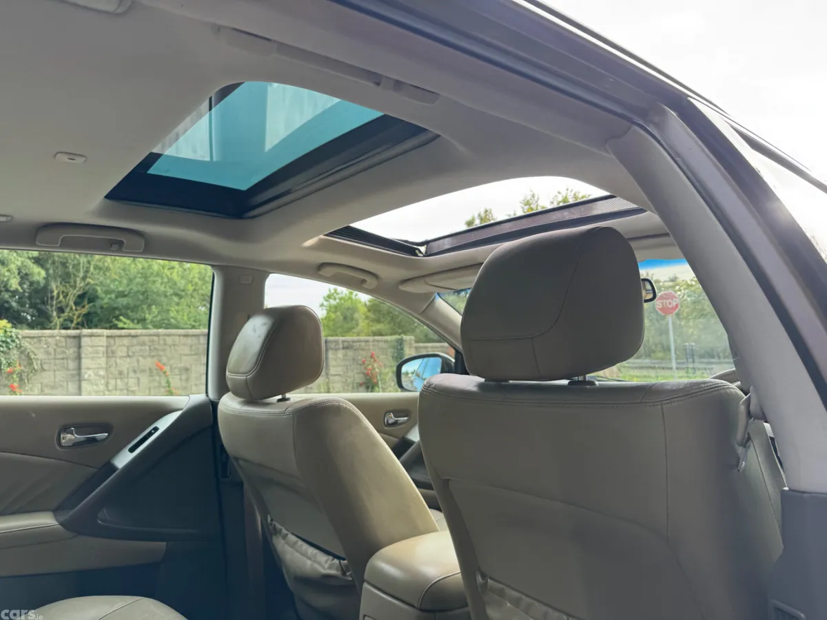 Nissan Murano SUV, Petrol, 2011, Gold