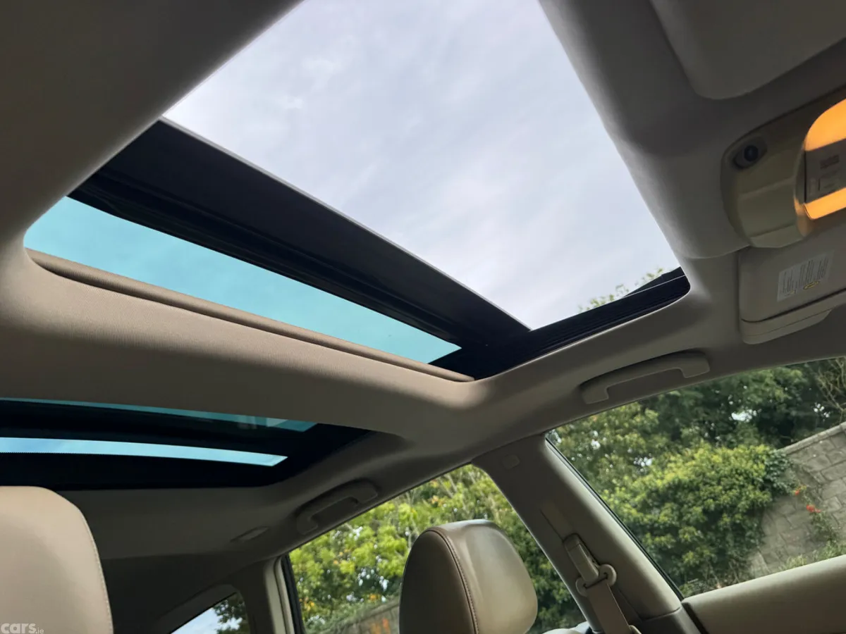 Nissan Murano SUV, Petrol, 2011, Gold