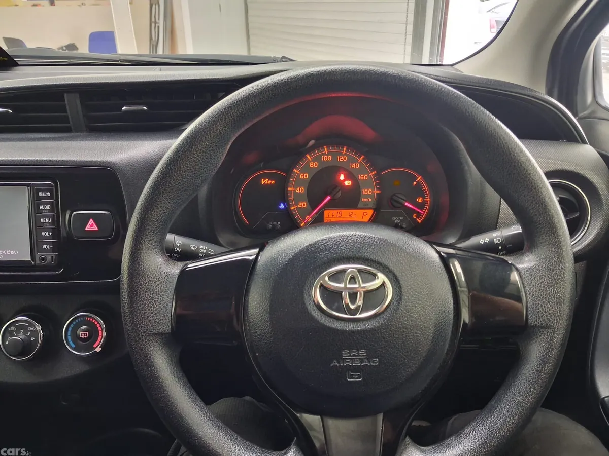 Toyota Vitz Hatchback, Petrol, 2016, Blue