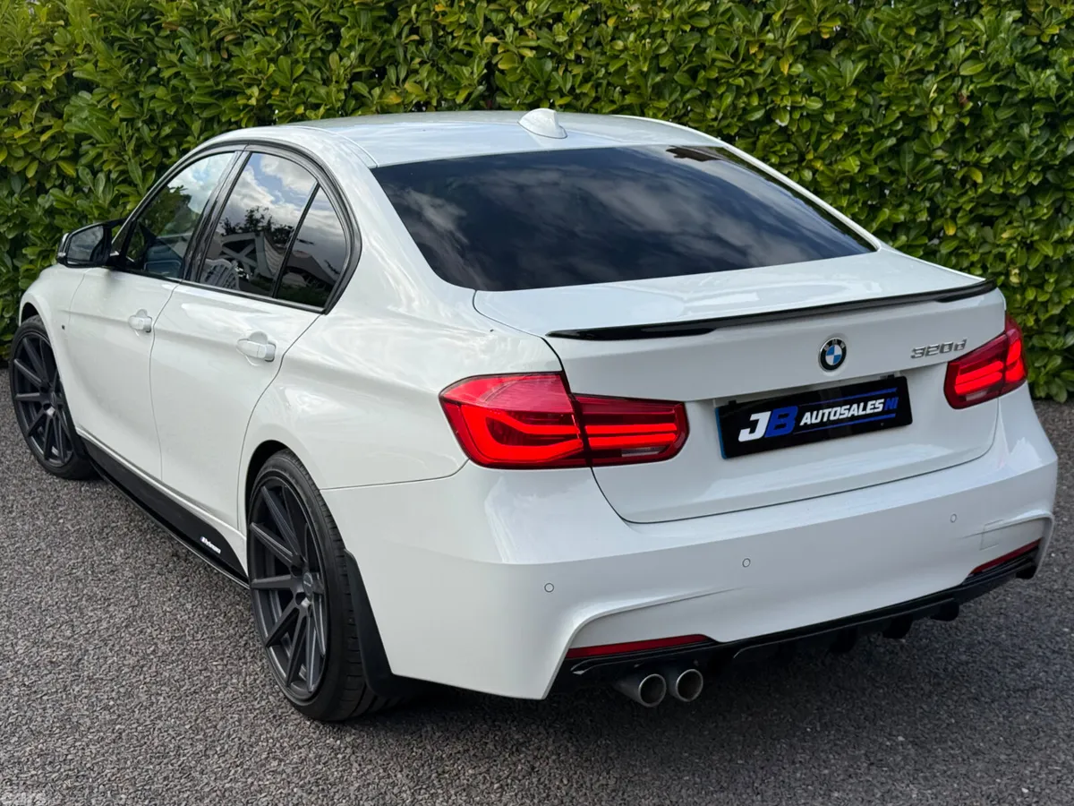 BMW 3-Series Saloon, Diesel, 2017, White