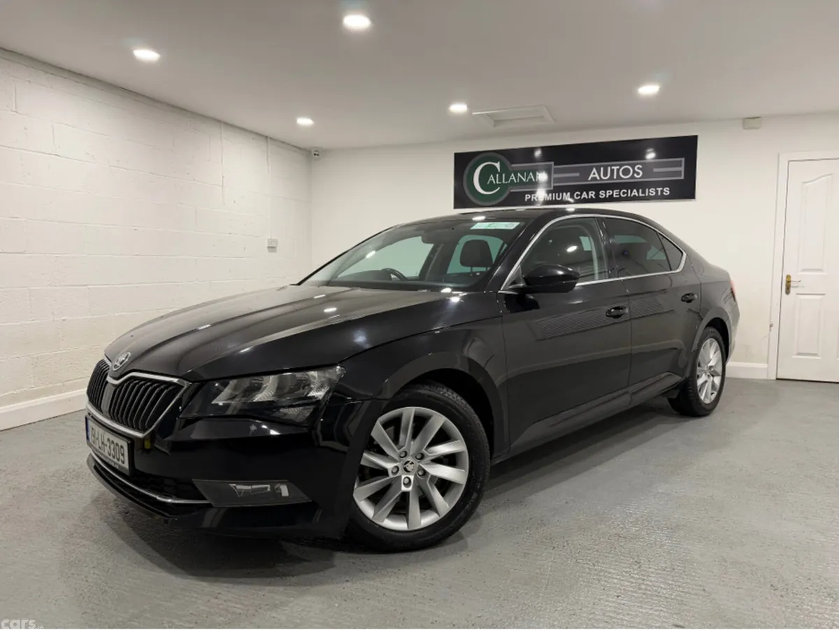 Skoda Superb Hatchback, Diesel, 2019, Black