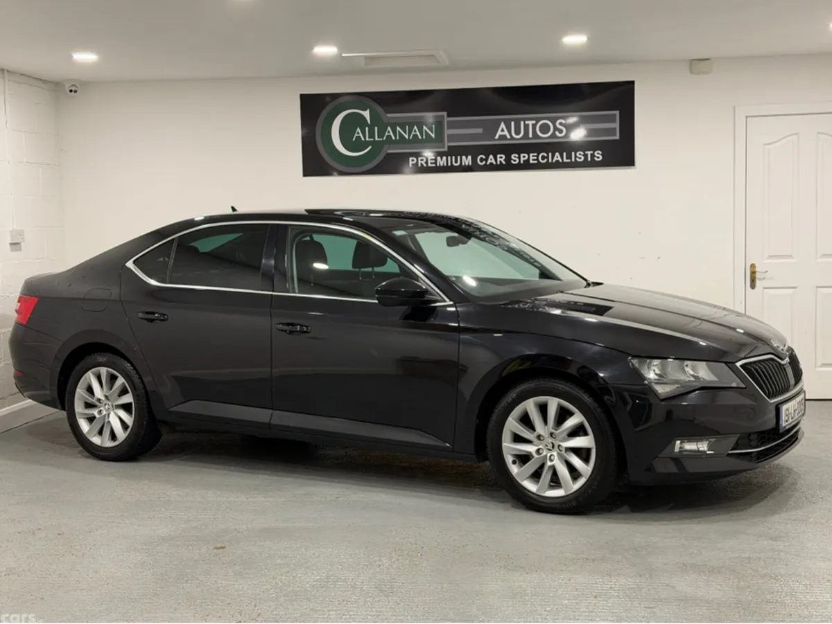 Skoda Superb Hatchback, Diesel, 2019, Black
