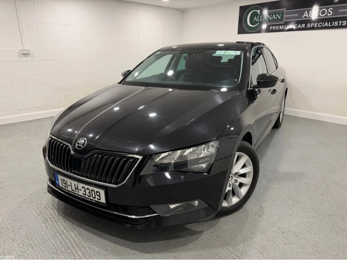 Skoda Superb Hatchback, Diesel, 2019, Black