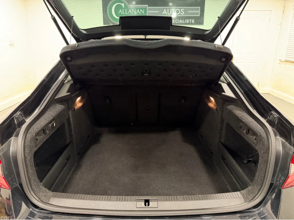 Skoda Superb Hatchback, Diesel, 2019, Black
