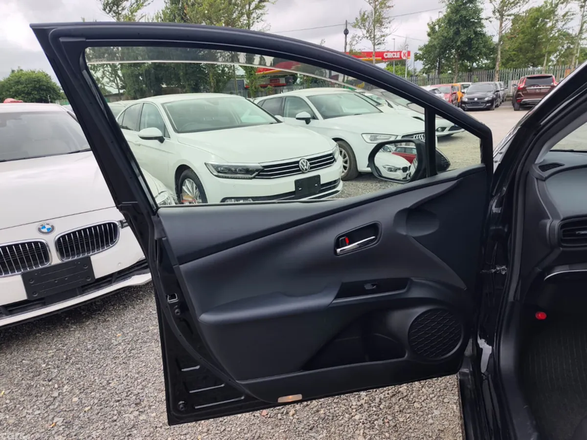 Toyota Prius Hatchback, Petrol Hybrid, 2021, Black