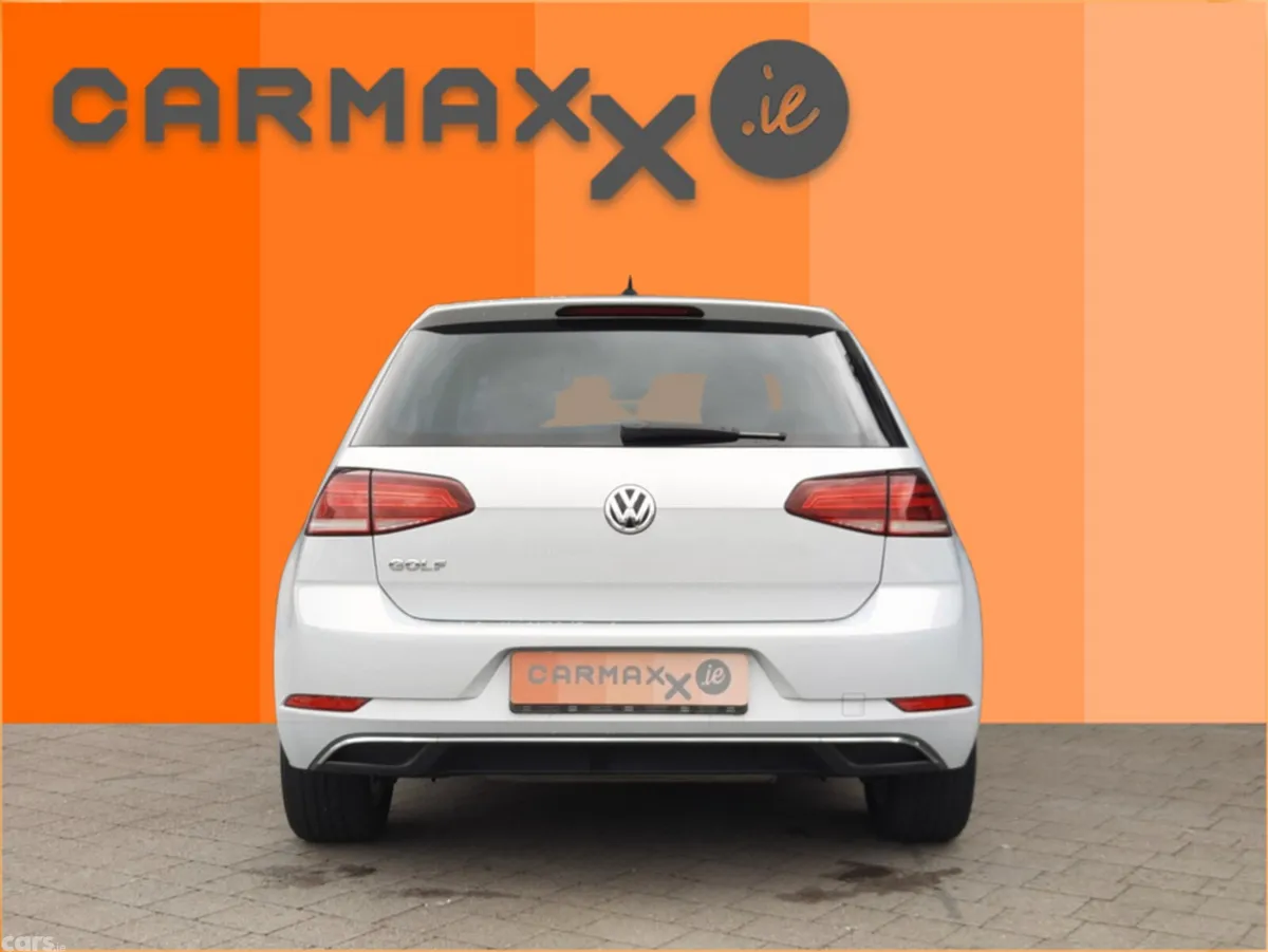 Volkswagen Golf Hatchback, Petrol, 2018, White