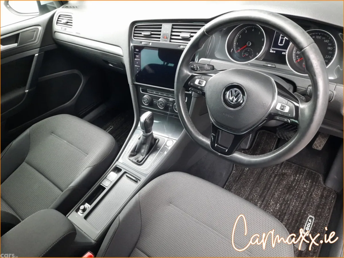 Volkswagen Golf Hatchback, Petrol, 2018, White