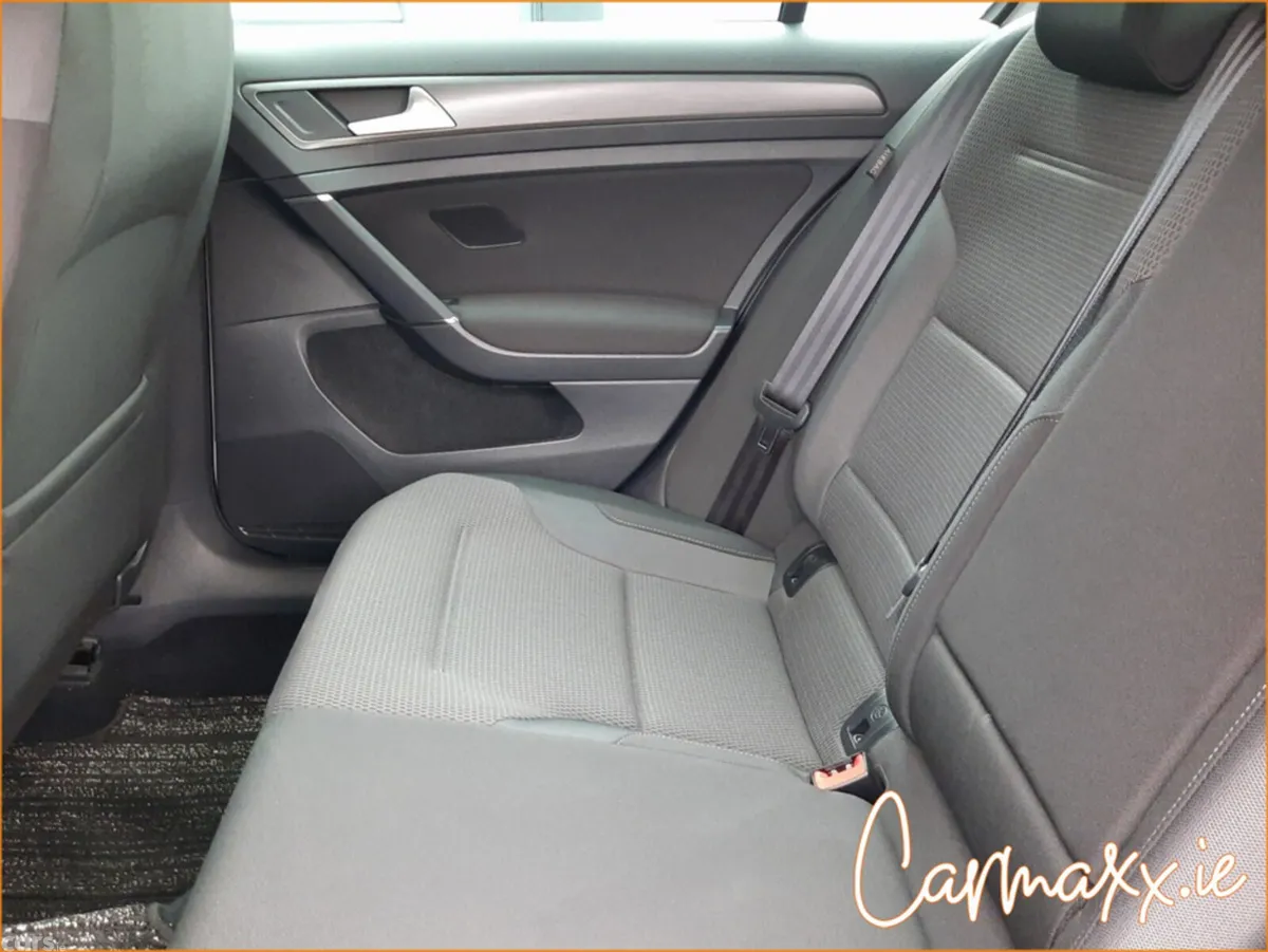 Volkswagen Golf Hatchback, Petrol, 2018, White