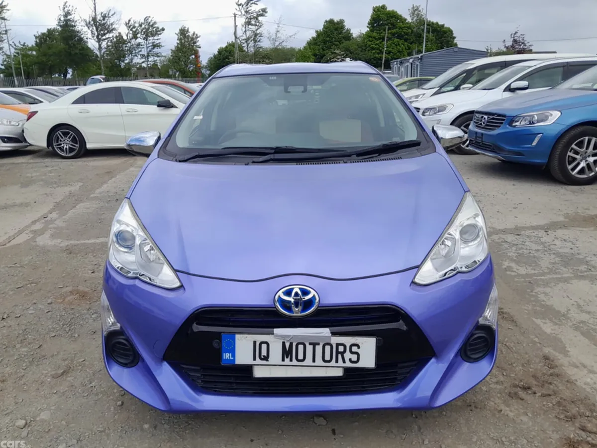 Toyota Aqua Hatchback, Petrol Hybrid, 2016, Blue