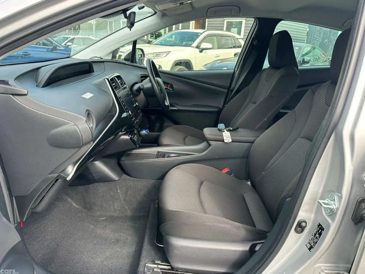 Toyota Prius Hatchback, Petrol Hybrid, 2021, Silver