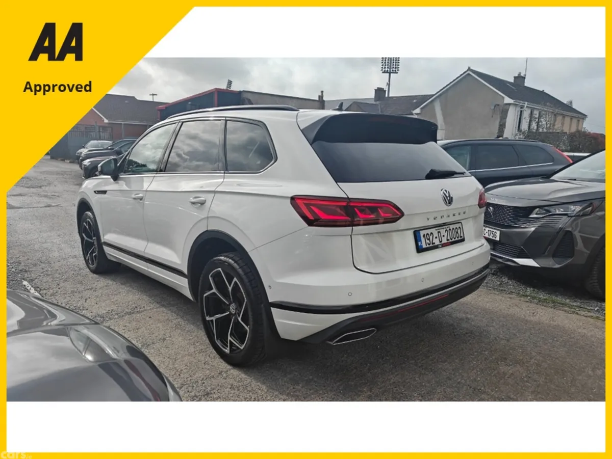 Volkswagen Touareg SUV, Diesel, 2019, White
