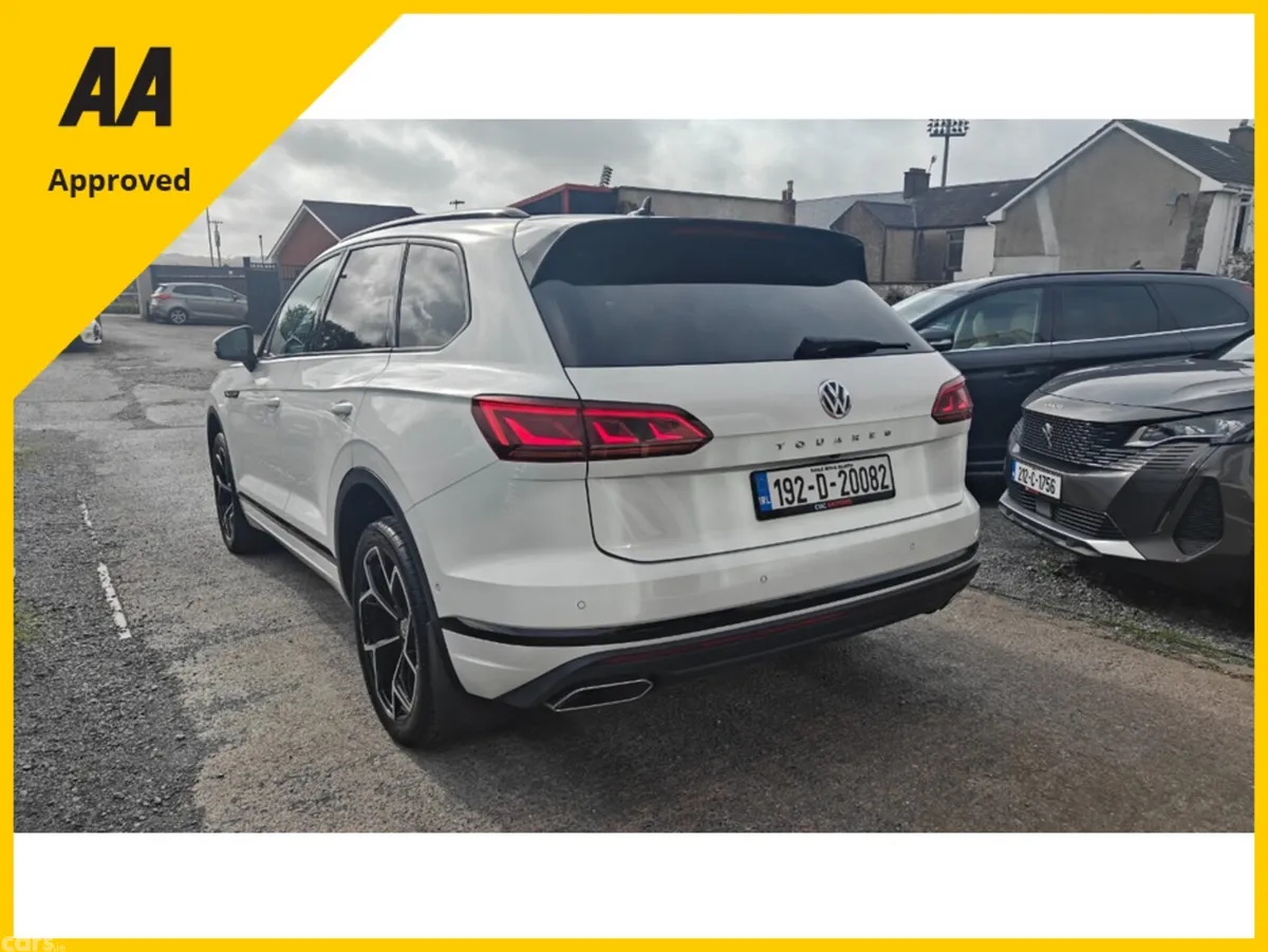 Volkswagen Touareg SUV, Diesel, 2019, White