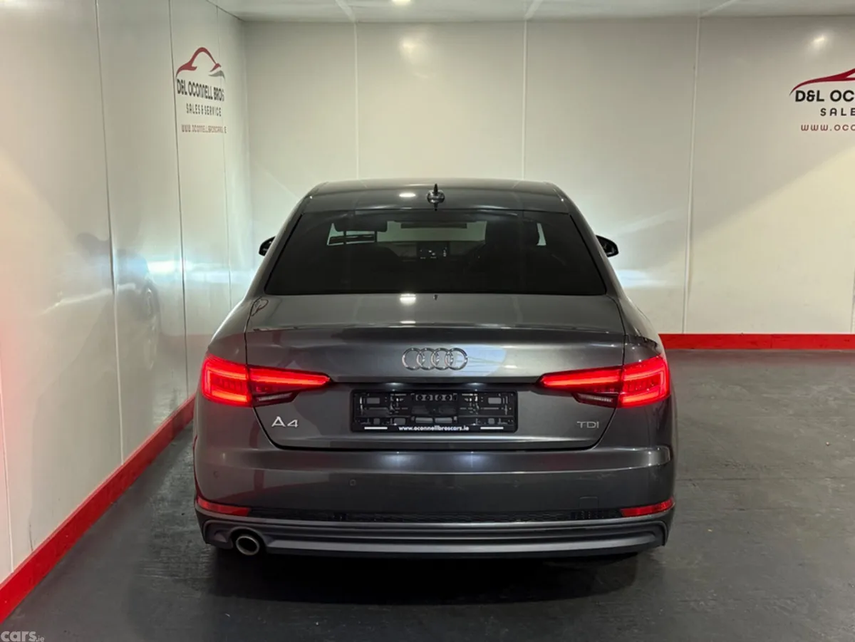 Audi A4 Saloon, Diesel, 2017, Grey