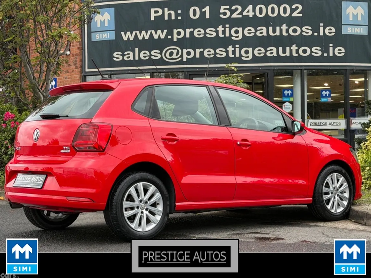 Volkswagen Polo Hatchback, Petrol, 2017, Red