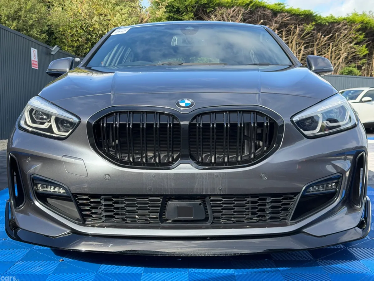 BMW 1-Series Hatchback, Diesel, 2021, Grey