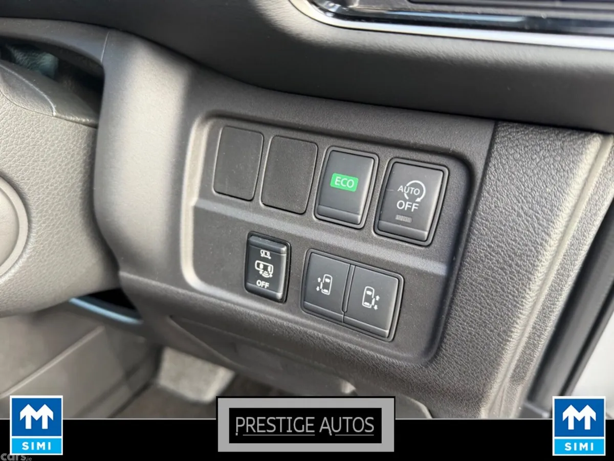 Nissan Serena MPV, Petrol Hybrid, 2018, Silver