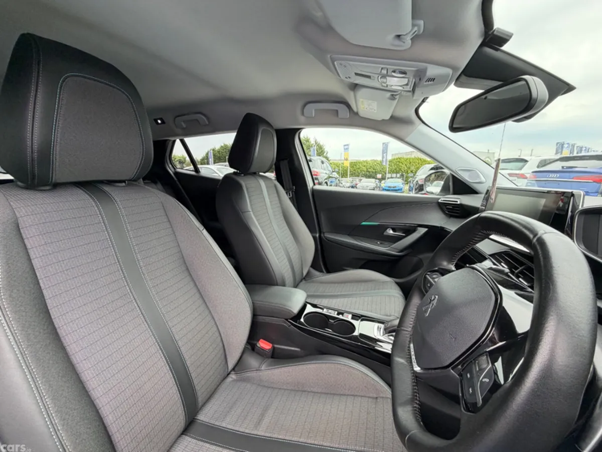 Peugeot 2008 SUV, Petrol, 2021, White