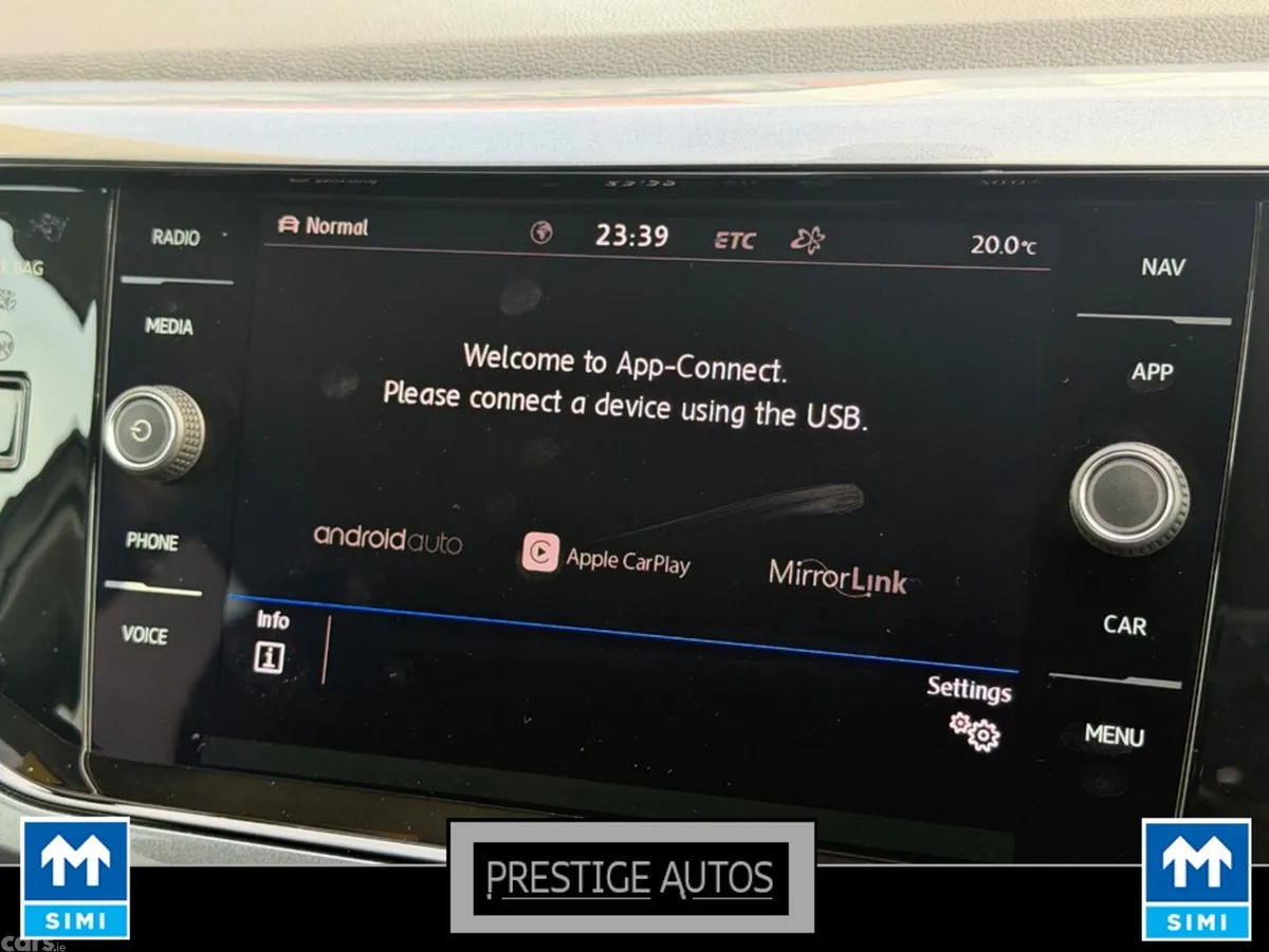 Volkswagen Polo Hatchback, Petrol, 2019, White