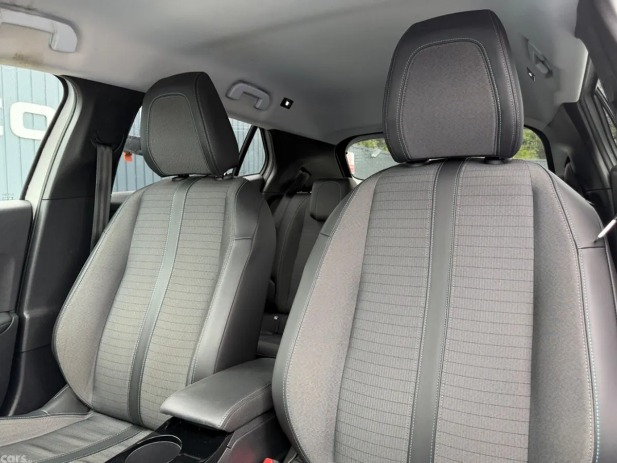 Peugeot 2008 SUV, Petrol, 2021, White
