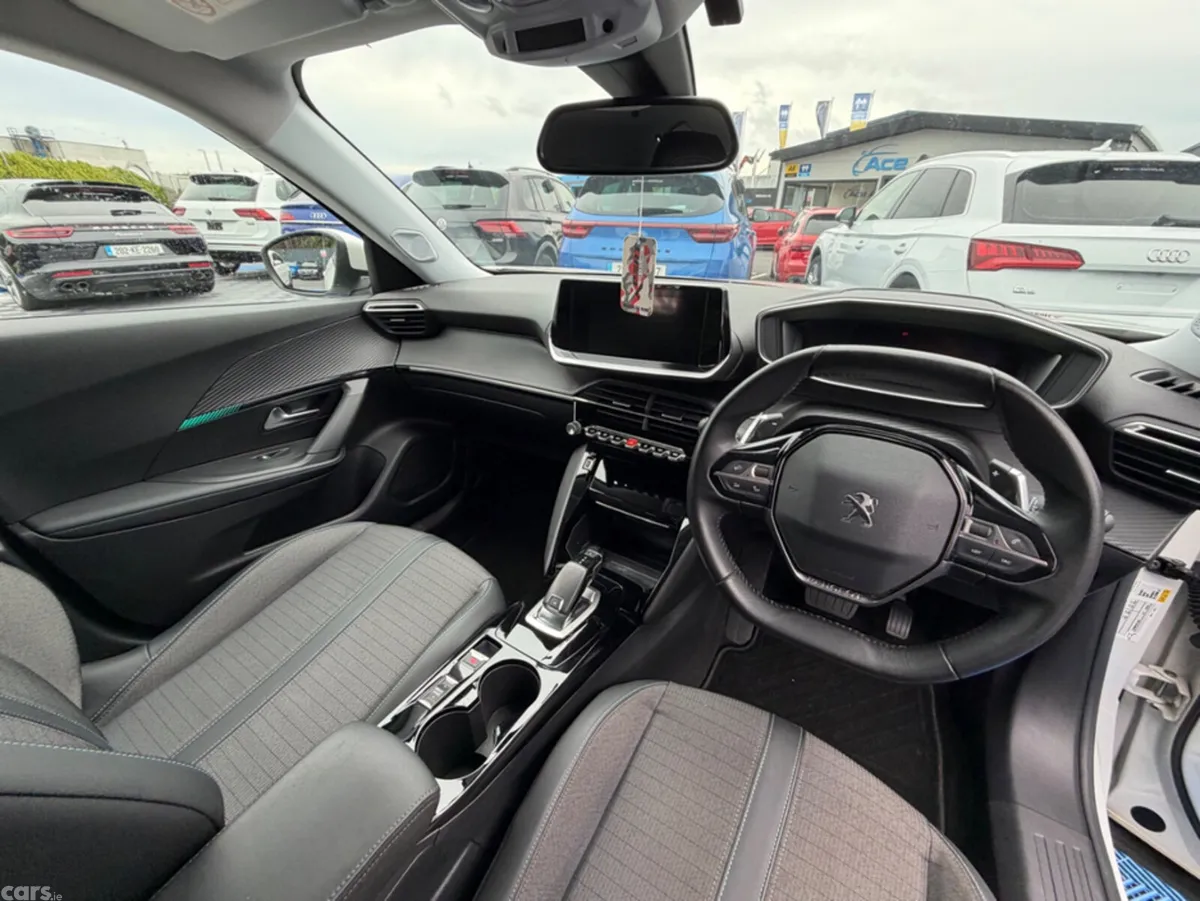 Peugeot 2008 SUV, Petrol, 2021, White