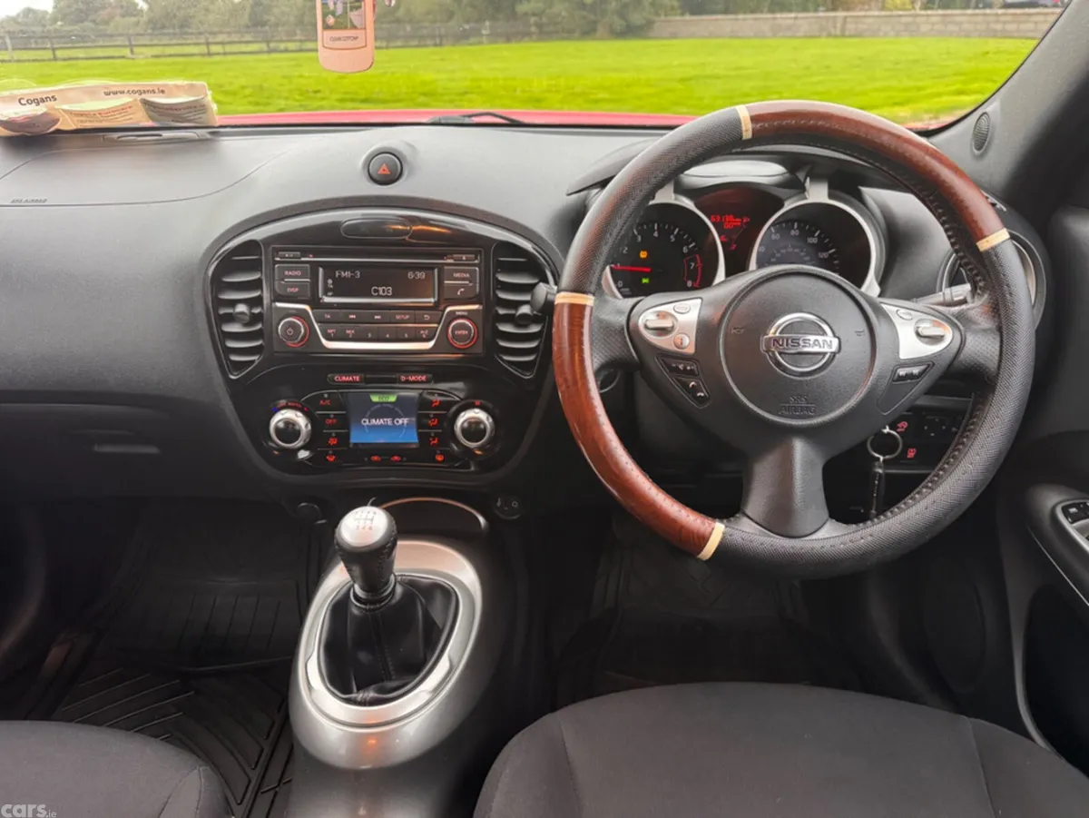 Nissan Juke Hatchback, Petrol, 2015, Red
