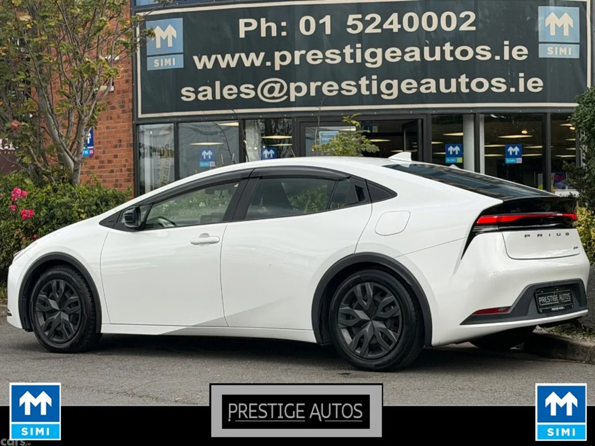 Toyota Prius Saloon, Petrol Hybrid, 2023, White