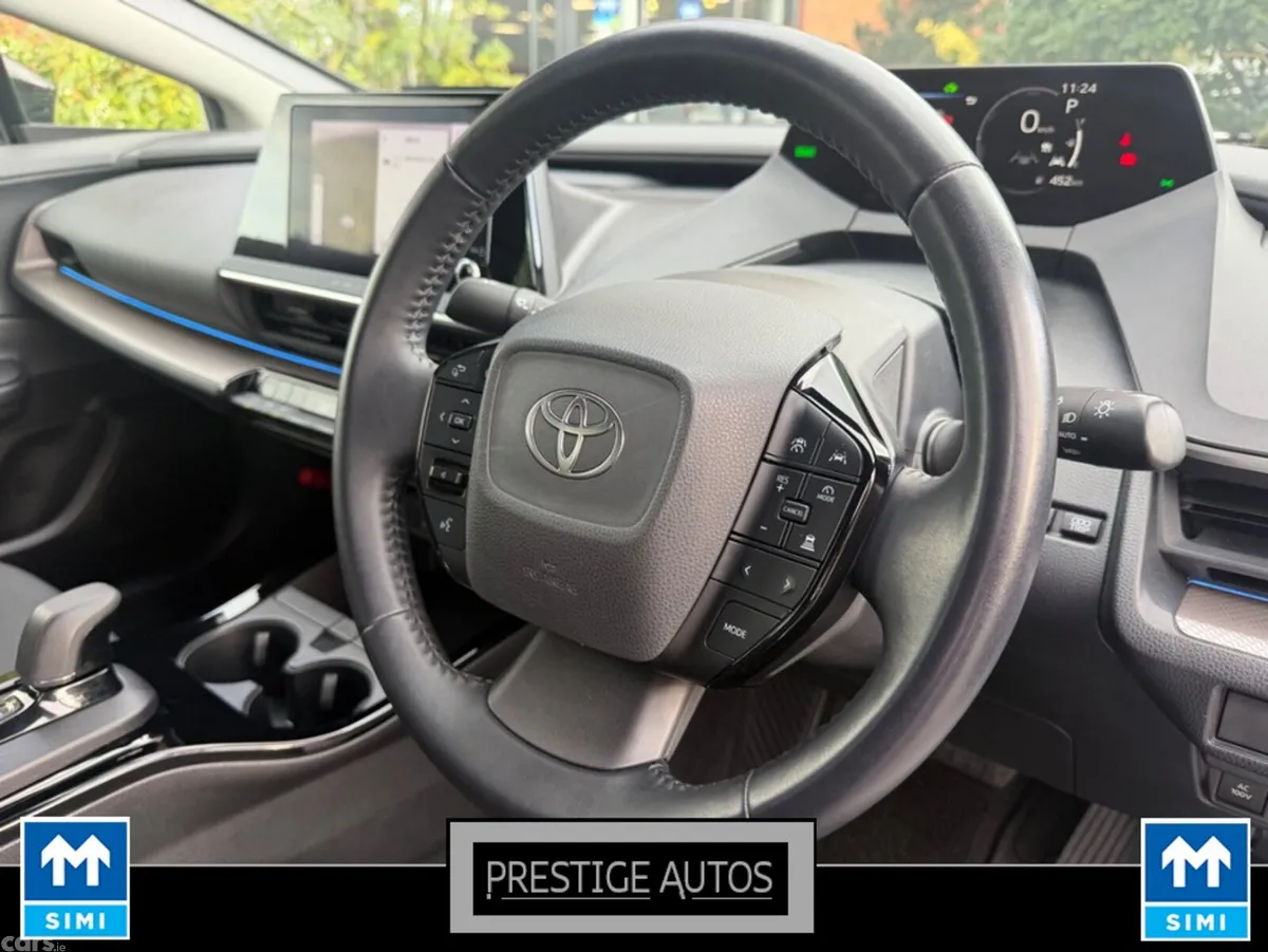 Toyota Prius Saloon, Petrol Hybrid, 2023, White