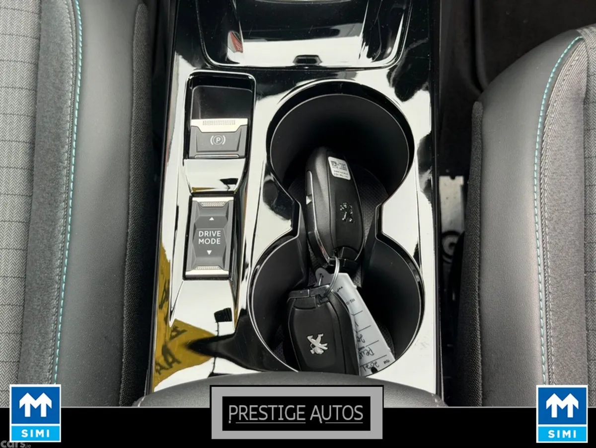 Peugeot 2008 SUV, Petrol, 2021, White