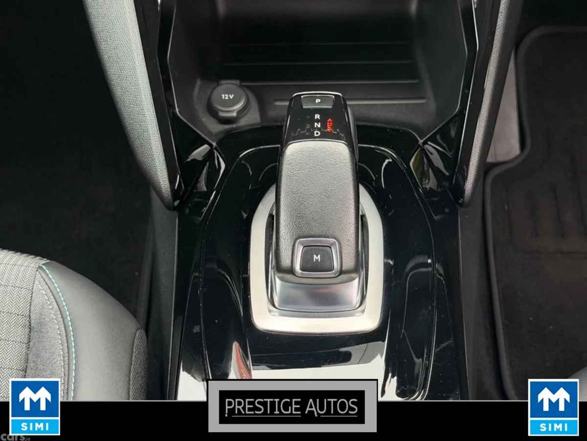 Peugeot 2008 SUV, Petrol, 2021, White