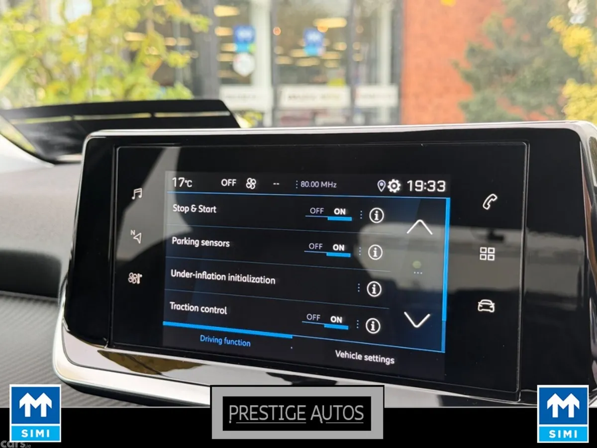 Peugeot 2008 SUV, Petrol, 2021, White