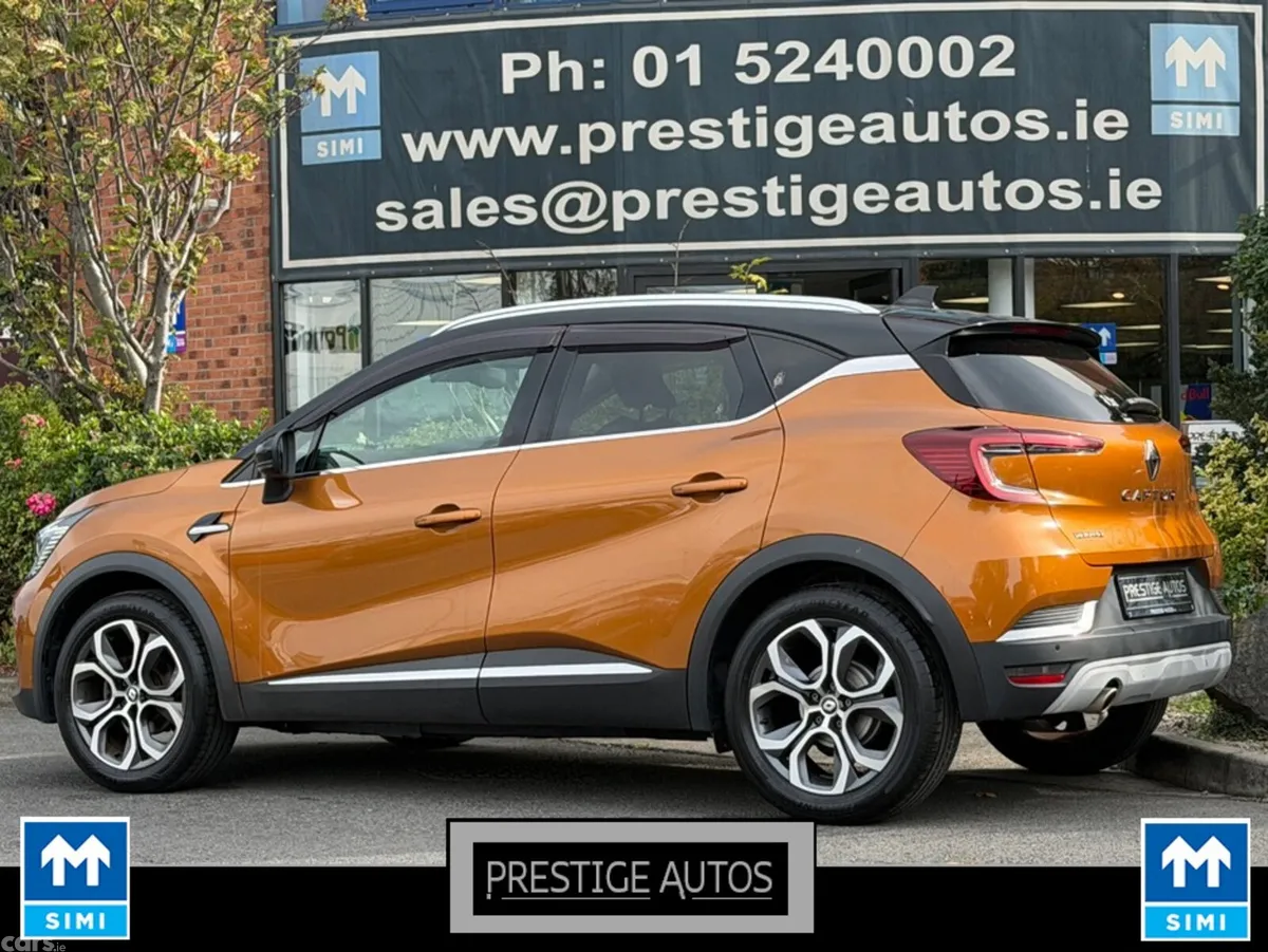 Renault Captur Hatchback, Petrol, 2021, Orange
