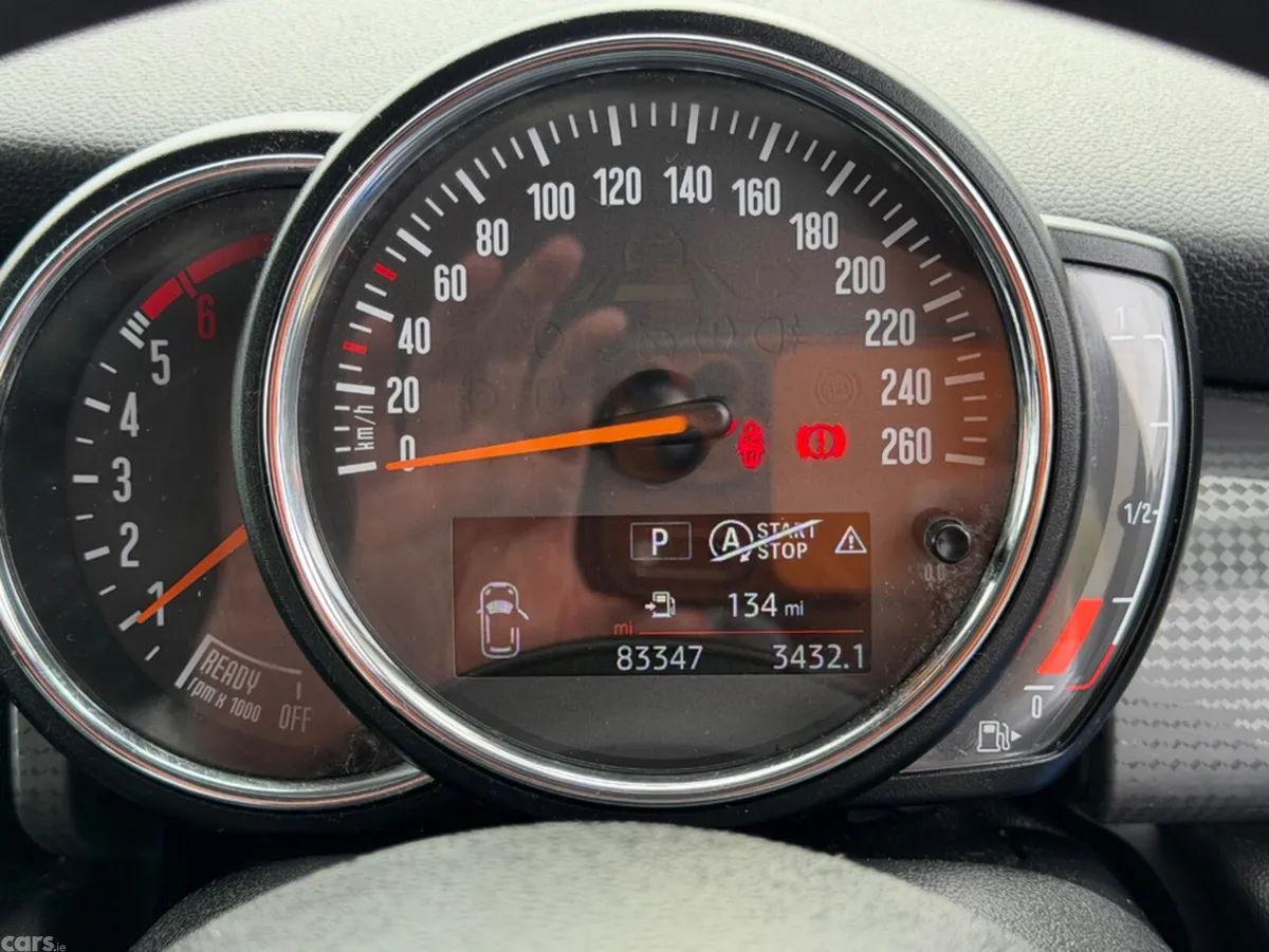 Mini Cooper Hatchback, Diesel, 2018, Orange
