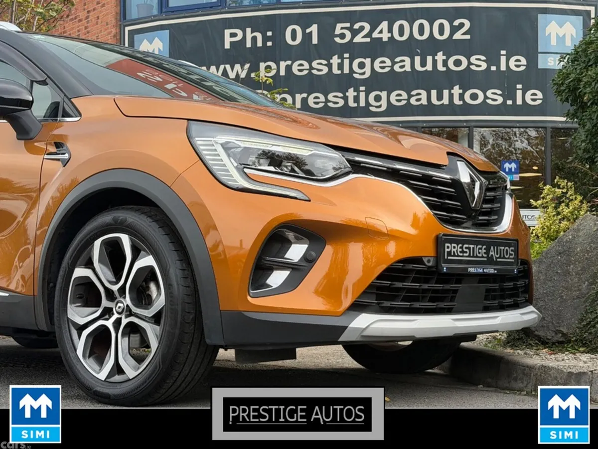Renault Captur Hatchback, Petrol, 2021, Orange