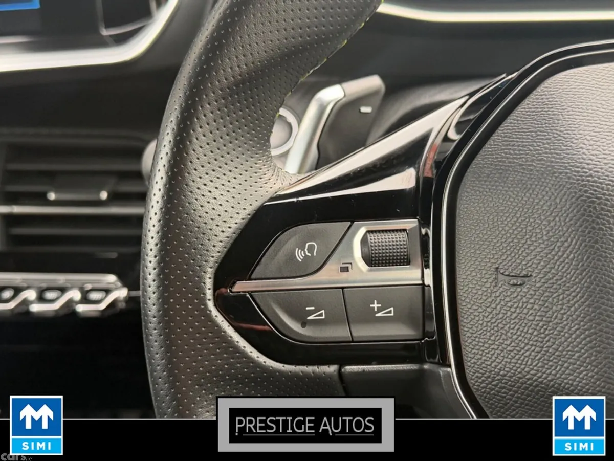 Peugeot 208 Hatchback, Petrol, 2023, Yellow