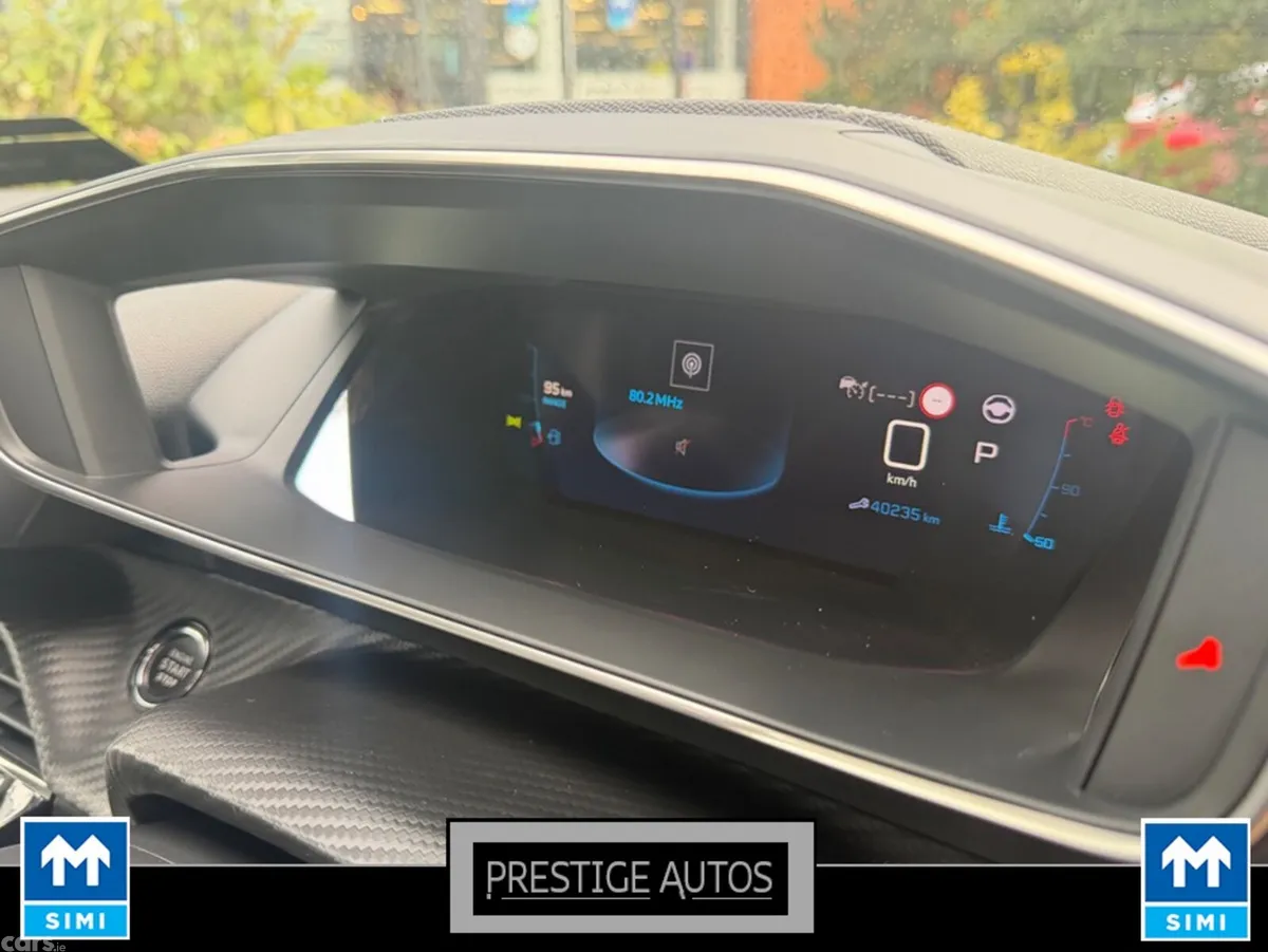 Peugeot 208 Hatchback, Petrol, 2023, Yellow