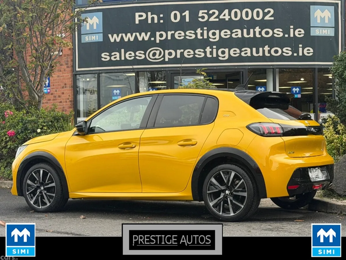 Peugeot 208 Hatchback, Petrol, 2023, Yellow