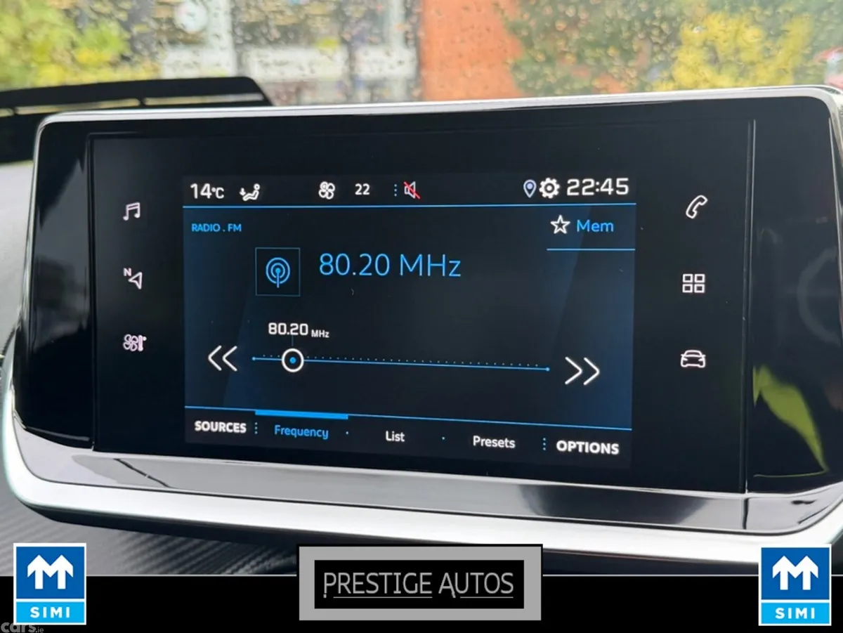 Peugeot 208 Hatchback, Petrol, 2023, Yellow