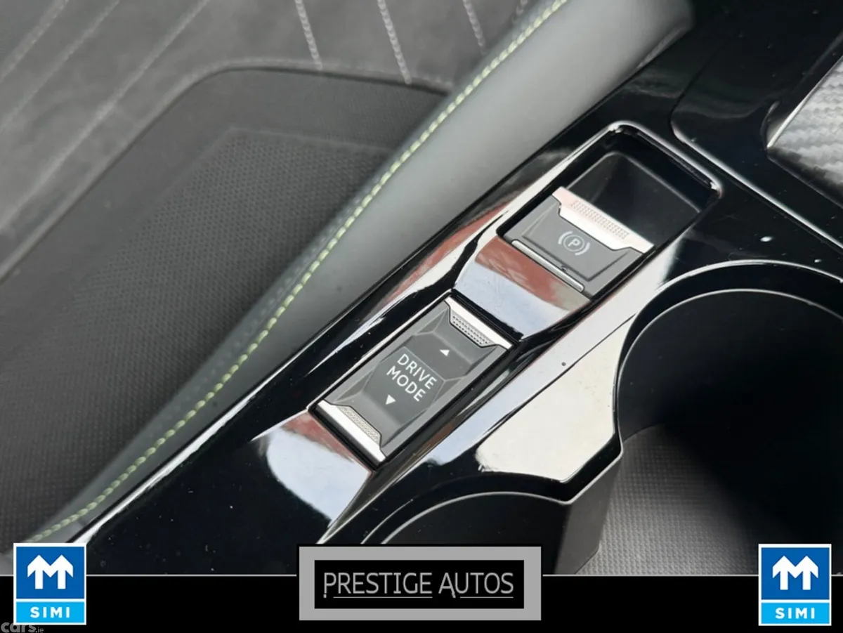 Peugeot 208 Hatchback, Petrol, 2023, Yellow
