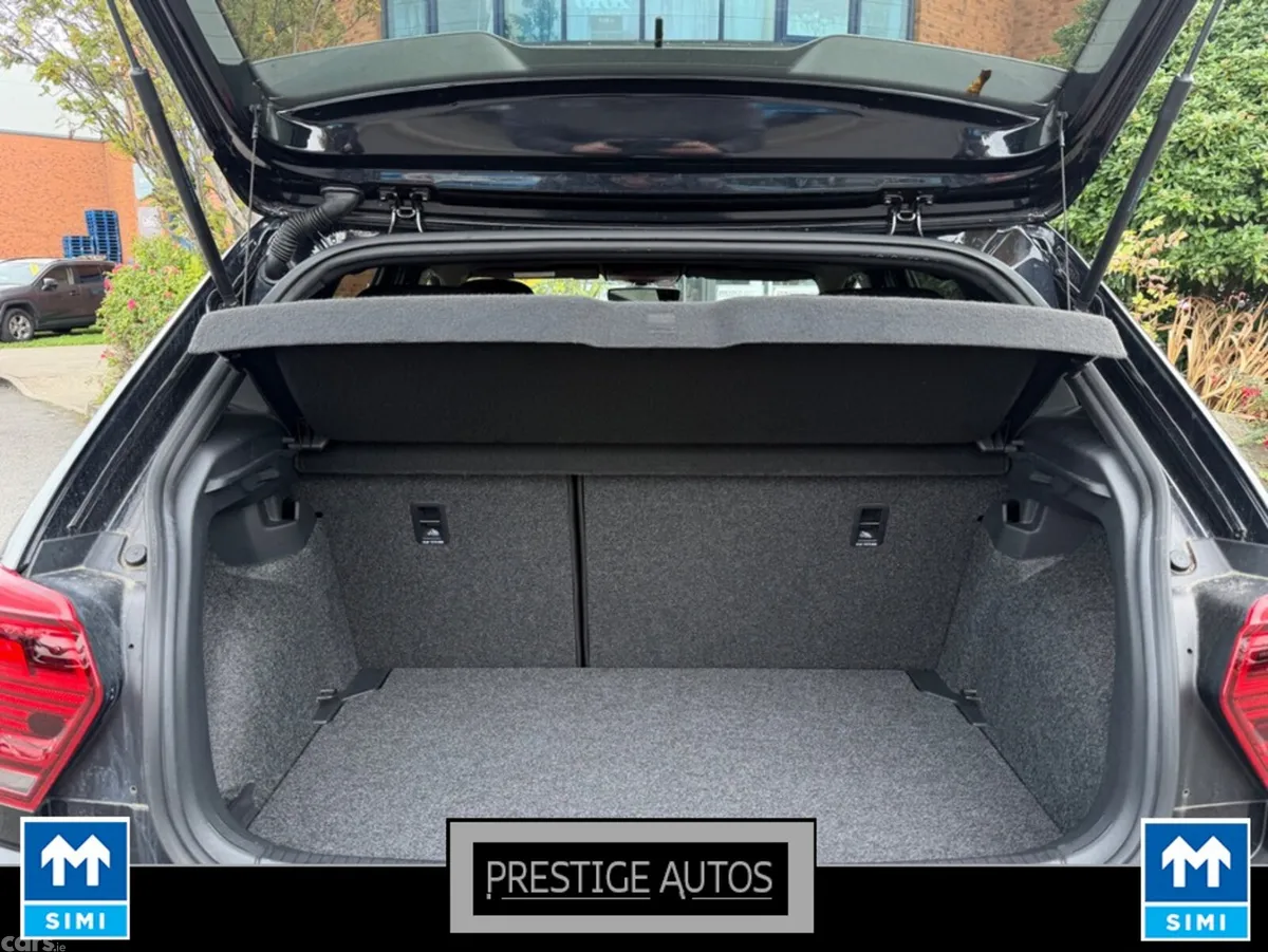 Volkswagen Polo Hatchback, Petrol, 2018, Black
