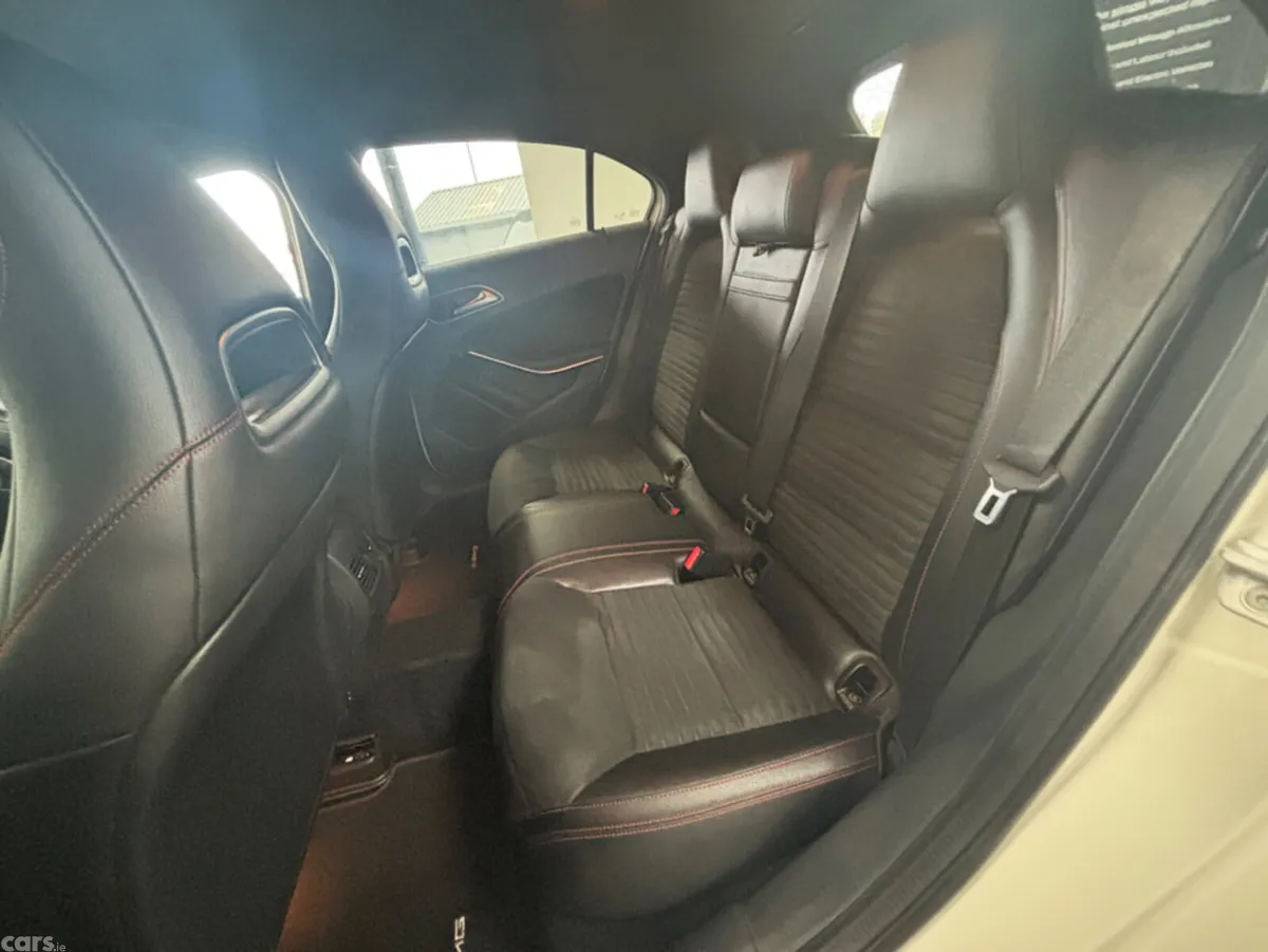 Mercedes-Benz A-Class Hatchback, Petrol, 2015, White