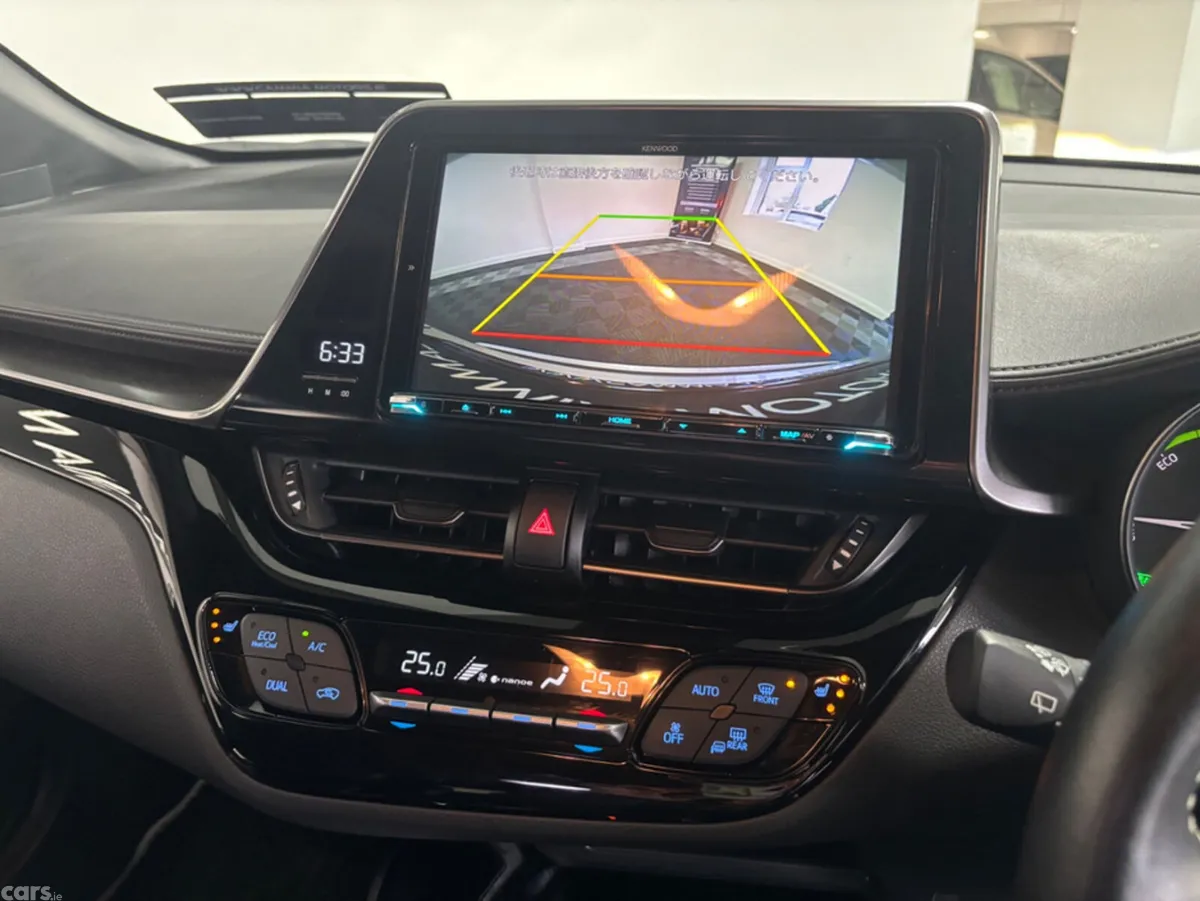 Toyota C-HR SUV, Petrol Hybrid, 2020, Silver