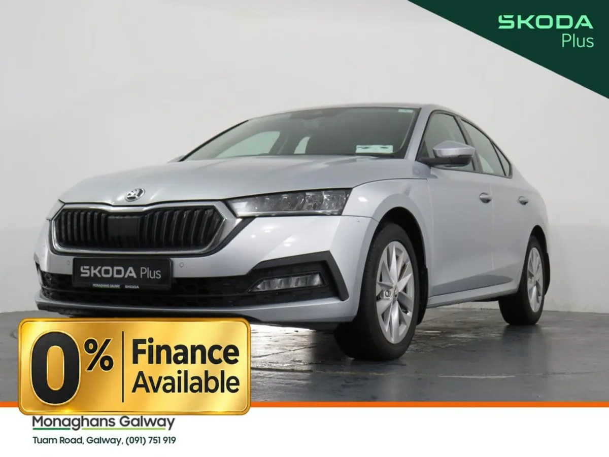 Skoda Octavia Hatchback, Diesel, 2024, Grey